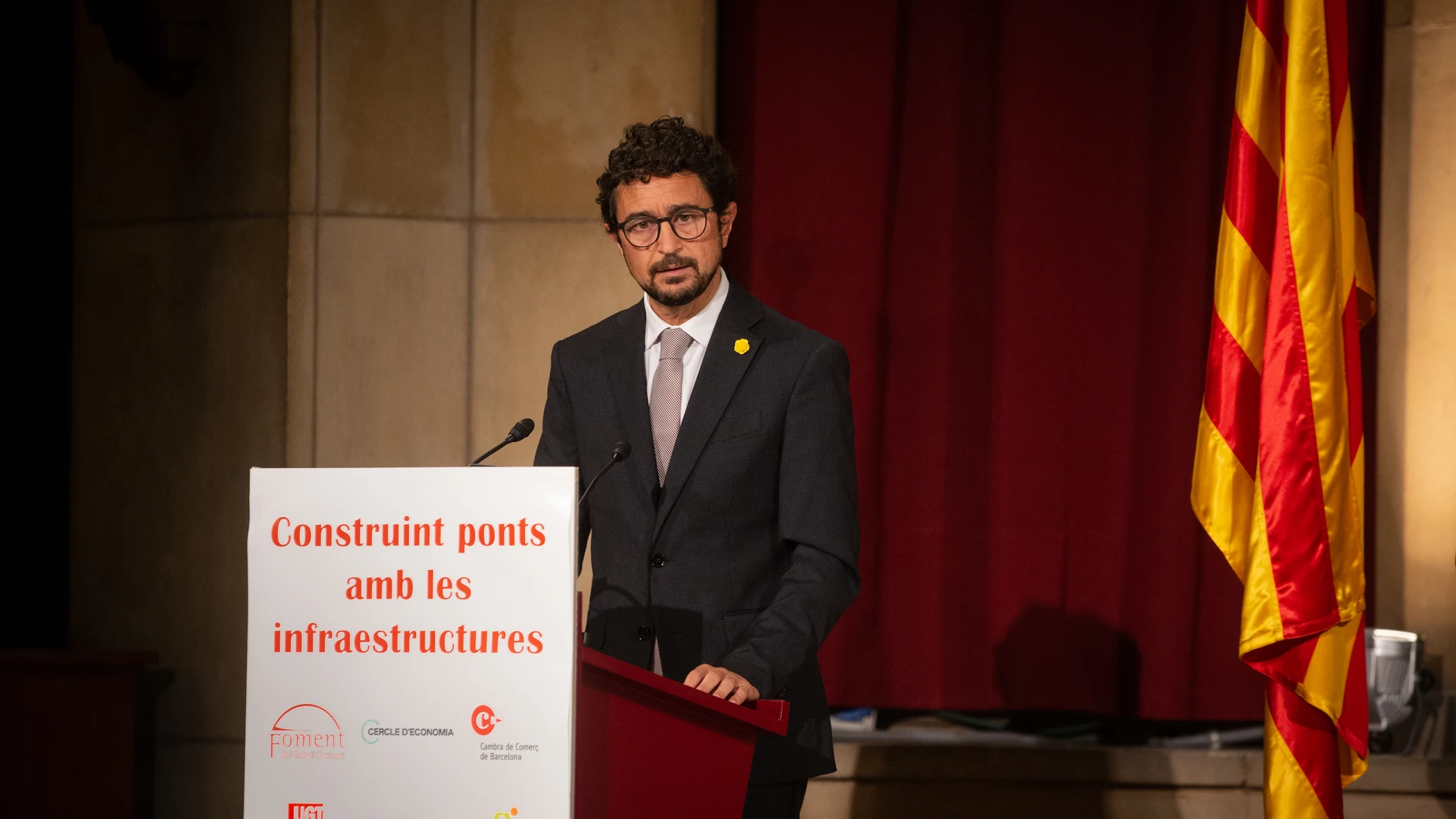 El conseller de Territorio y Sostenibilidad de la Generalitat, Damià Calvet, interviene en la jornada ‘Construyendo puentes con las infraestructuras’ en la sede de Foment del Treball. David Zorrakino / Europa Press08/10/2020