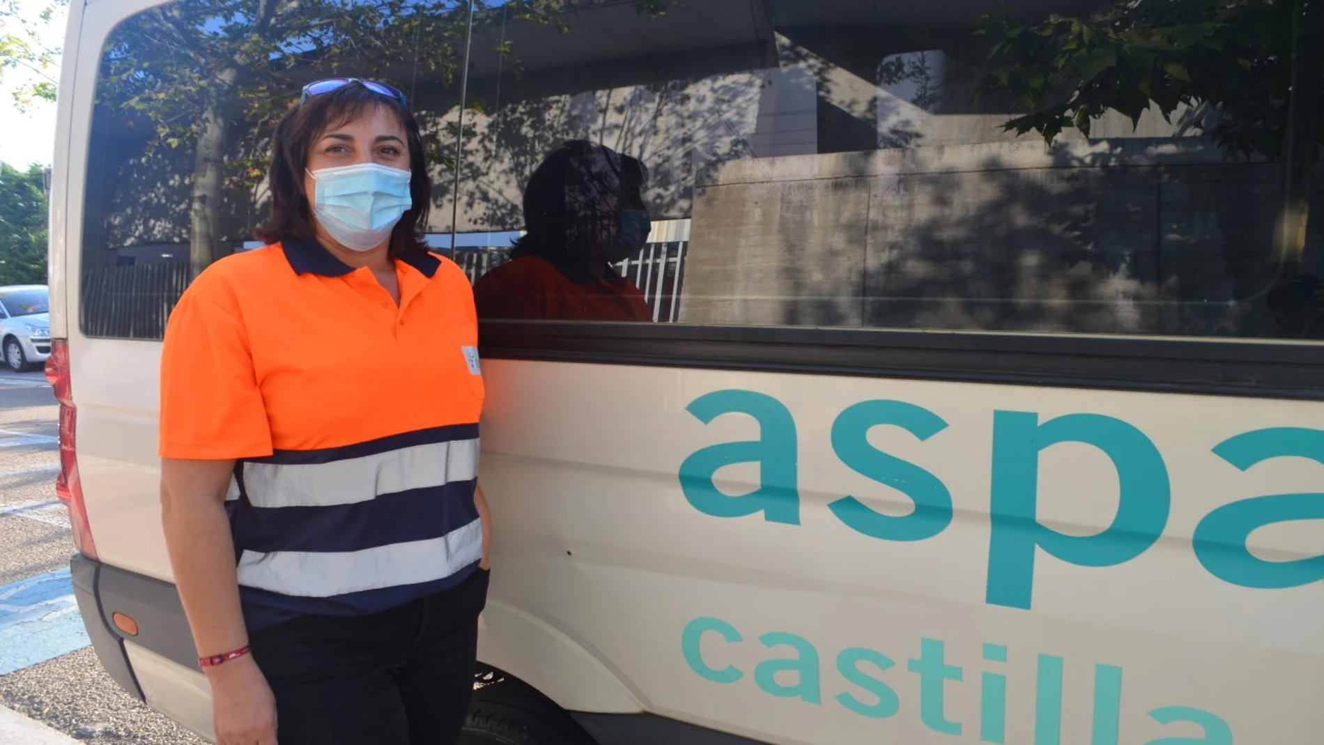 Felisa ha encontrado un empleo gracias a ASPAYM