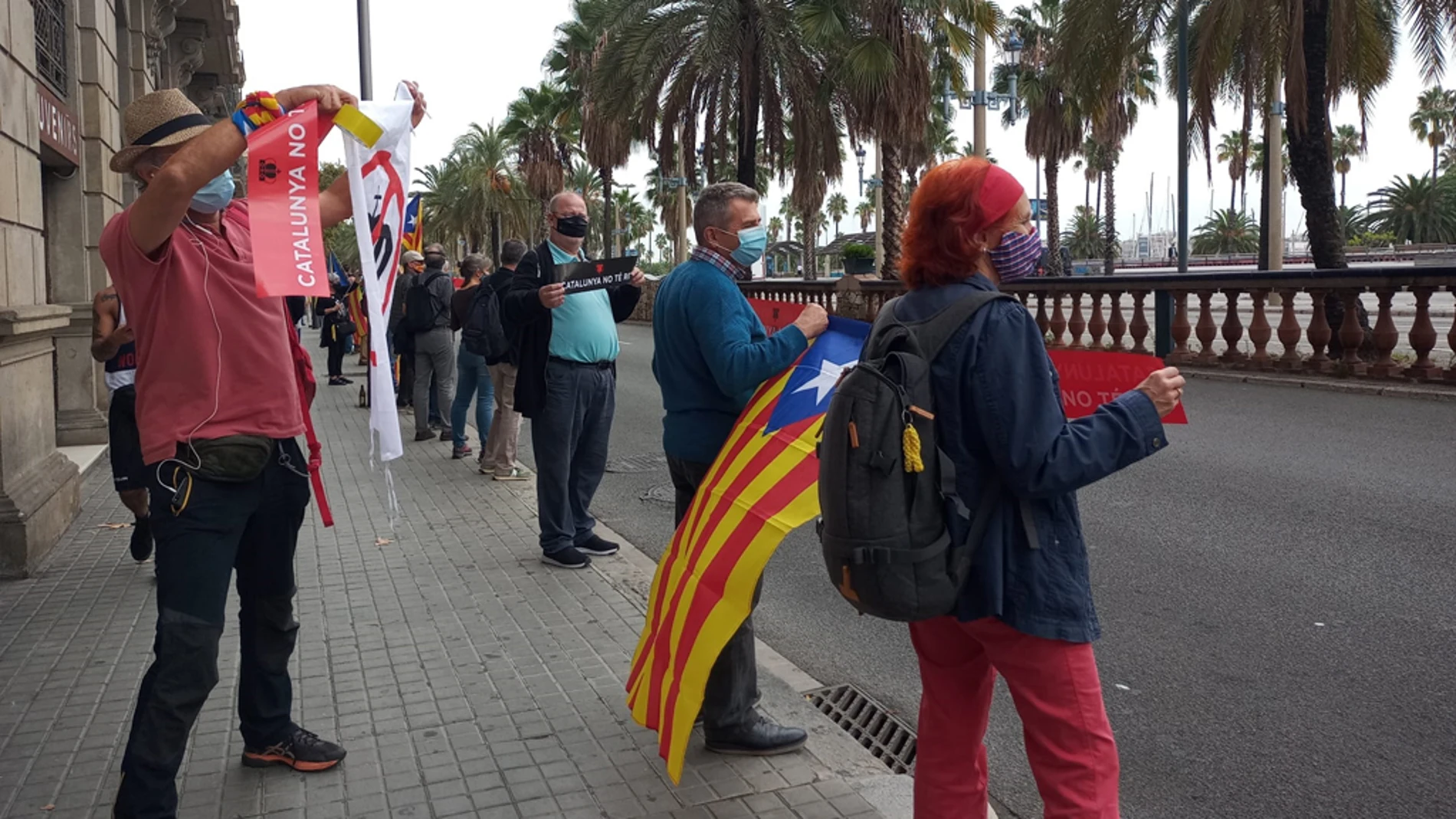 Escasos manifestantes en la cadena humana de Òmnium