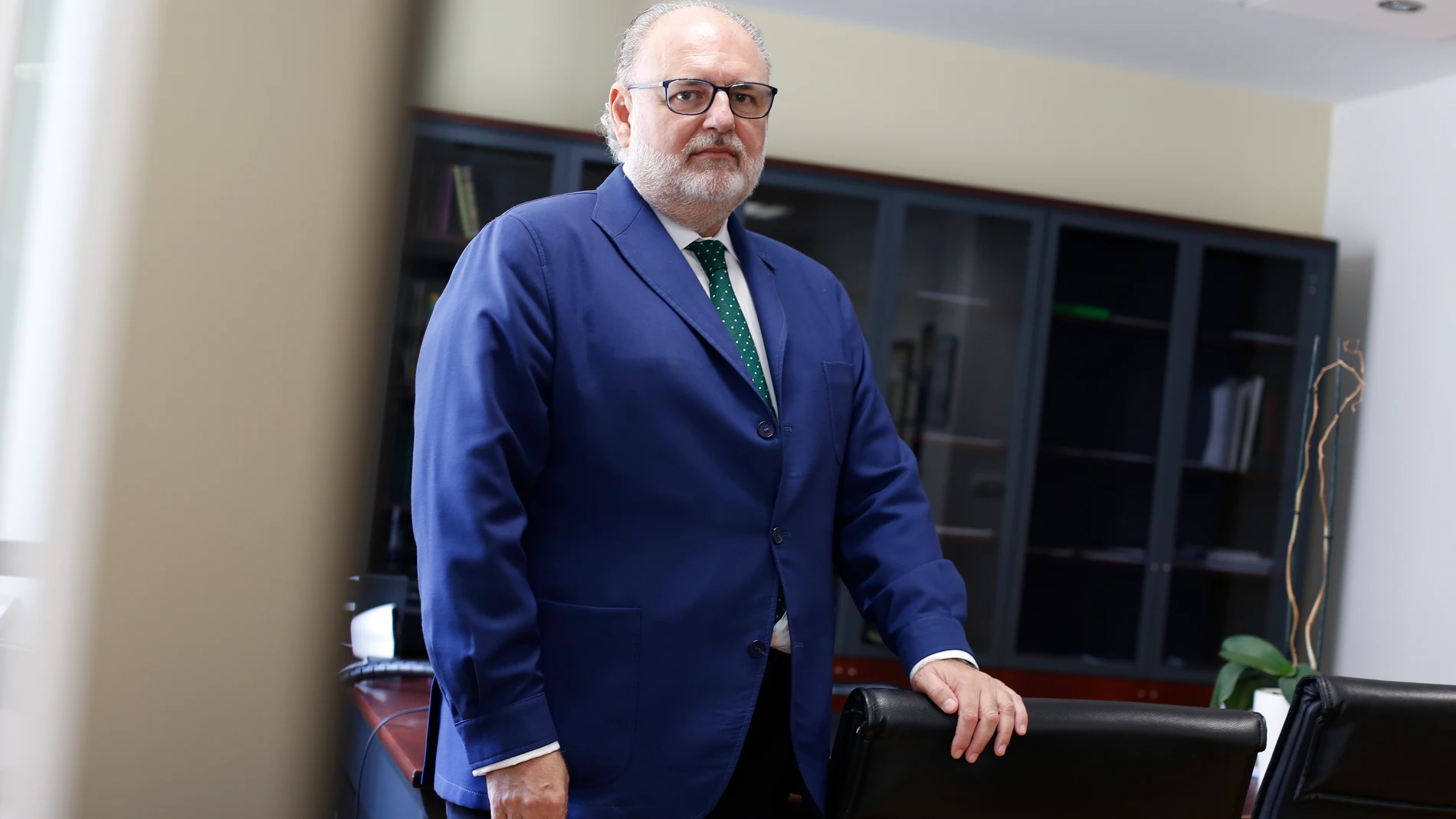 El gerente del Servicio Andaluz de Salud, Miguel Ángel Guzmán