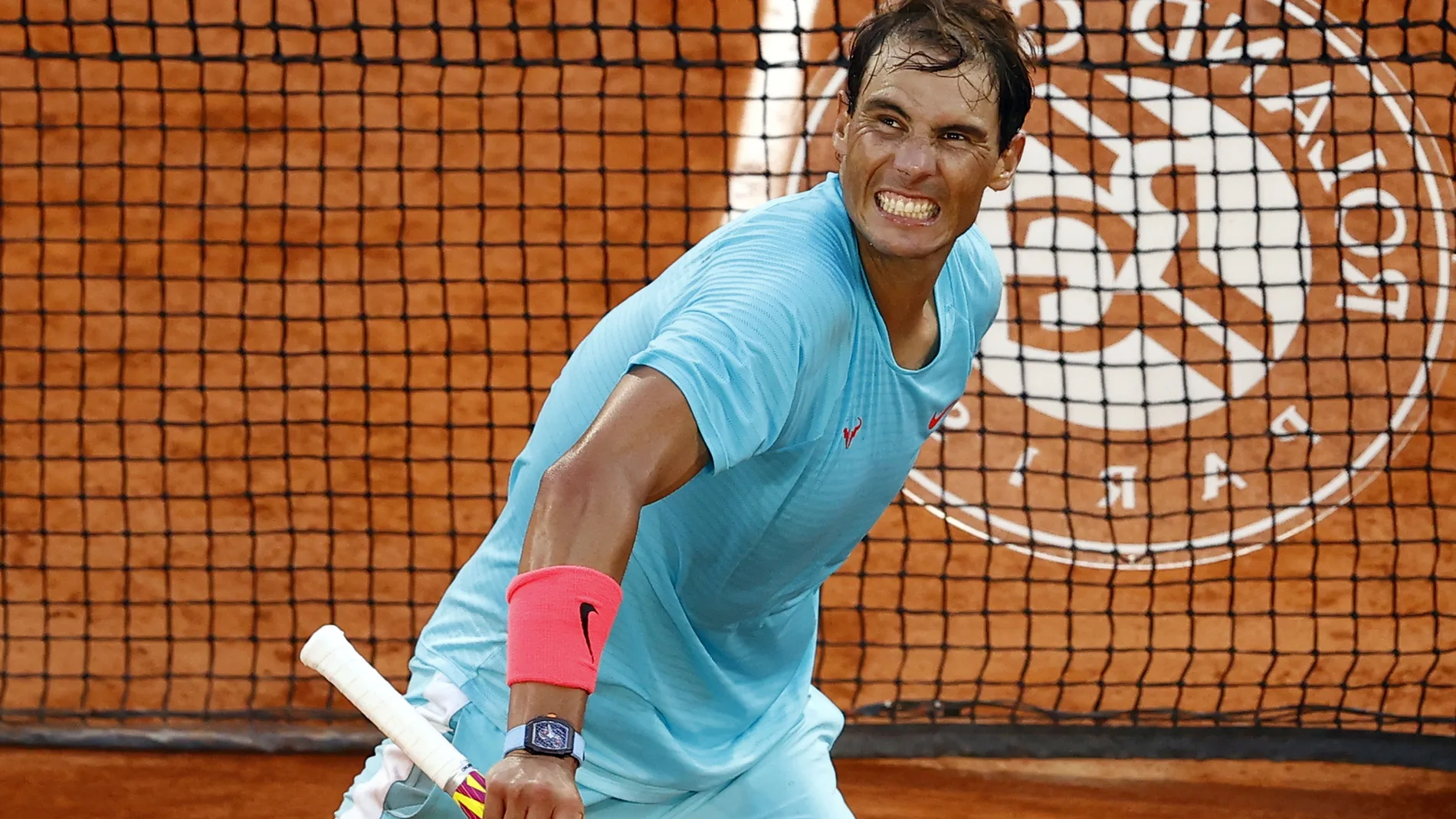 Rafael Nadal of Spain tras ganar a Diego Schwartzman en el Roland Garros.