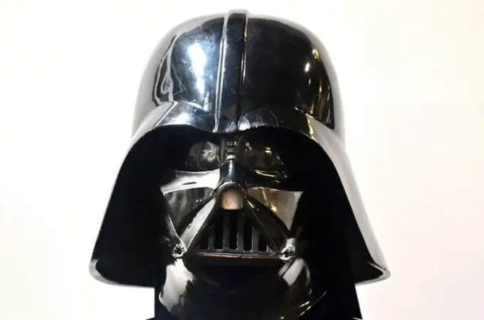 ¿Fan de Darth Vader? Te interesará conocer que su icónico casco vale casi un millón de euros
