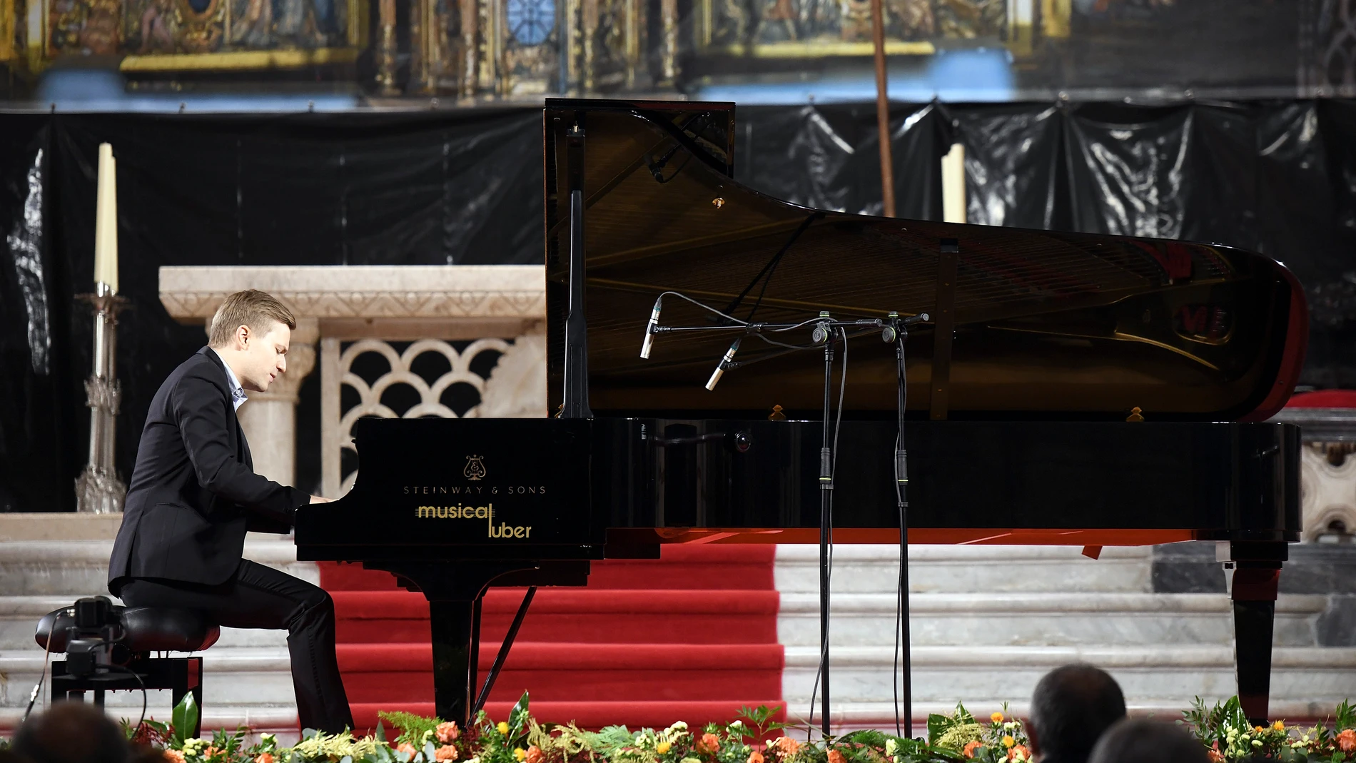 Recital de piano a cargo del ucraniano Dmytro Choni
