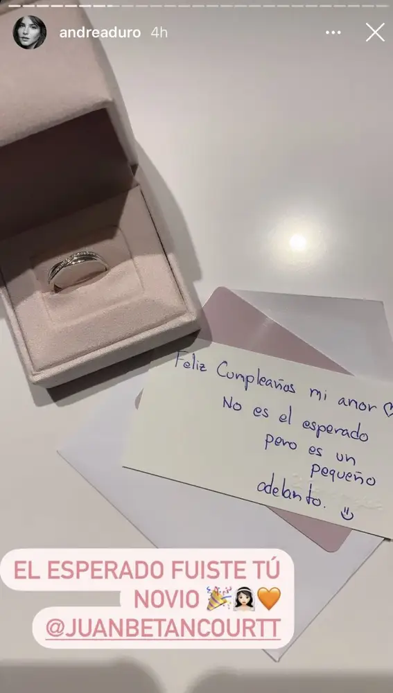 El regalo de Juan Betancourt a Andrea Duro por su 29 cumpleaños