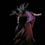 La bailaora y coreógrafa de flamenco María Pagés durante el pase gráfico de la obra ‘Paraíso de los negros’ en los Teatros del Canal, en Madrid