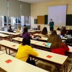 Imagen de archivo de un aula de la Universidad de Granada durante el presente curso académico