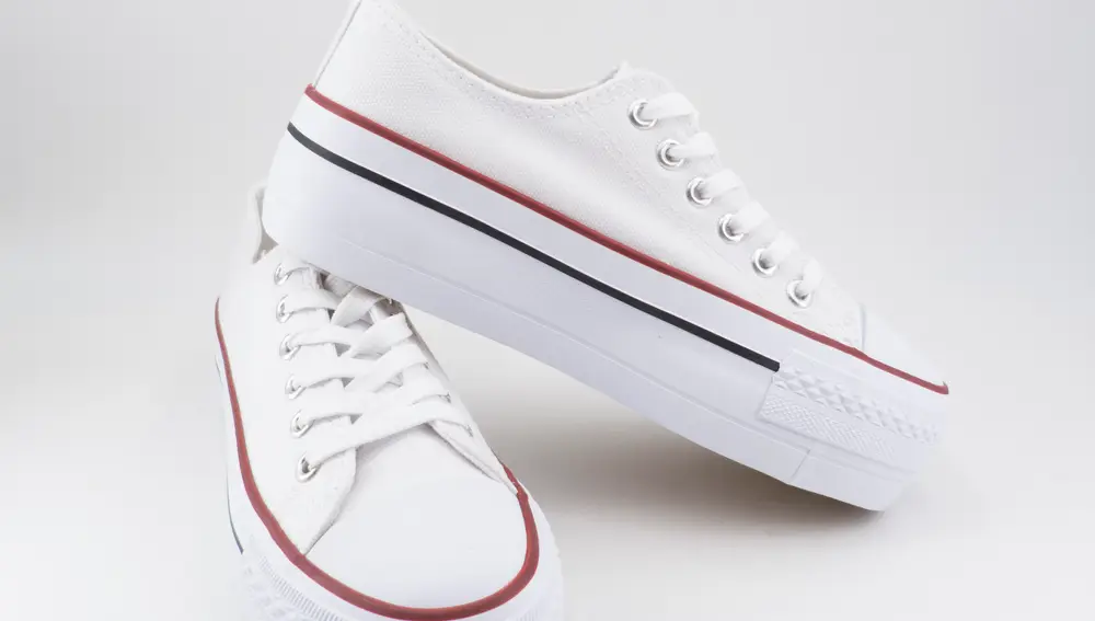 Zapatilla de lona en oferta