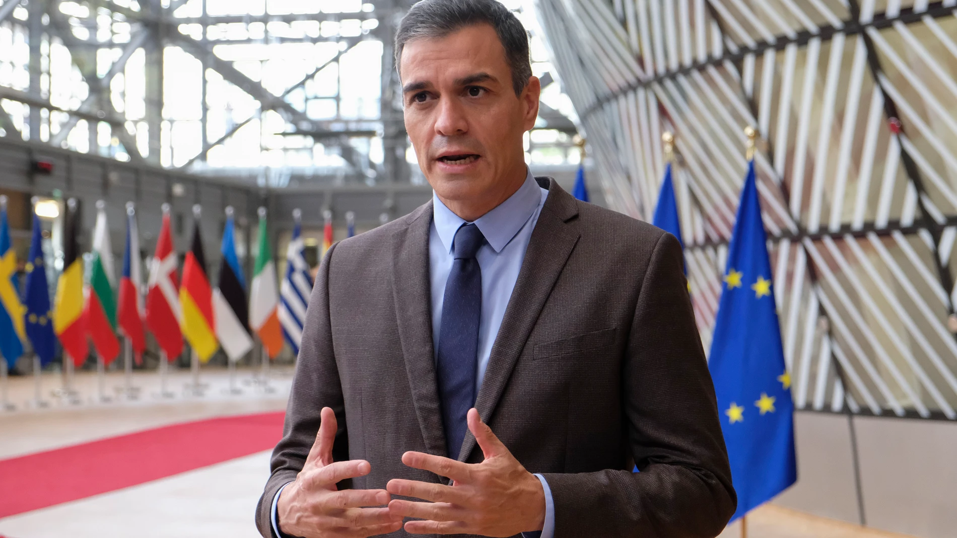 Pedro Sánchez también miente a Bruselas