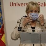 La consellera de Sanidad, Ana Barceló, durante una de sus ruedas de prensa