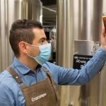 Imagen que muestra el color y la fuerza de la cerveza galardonada