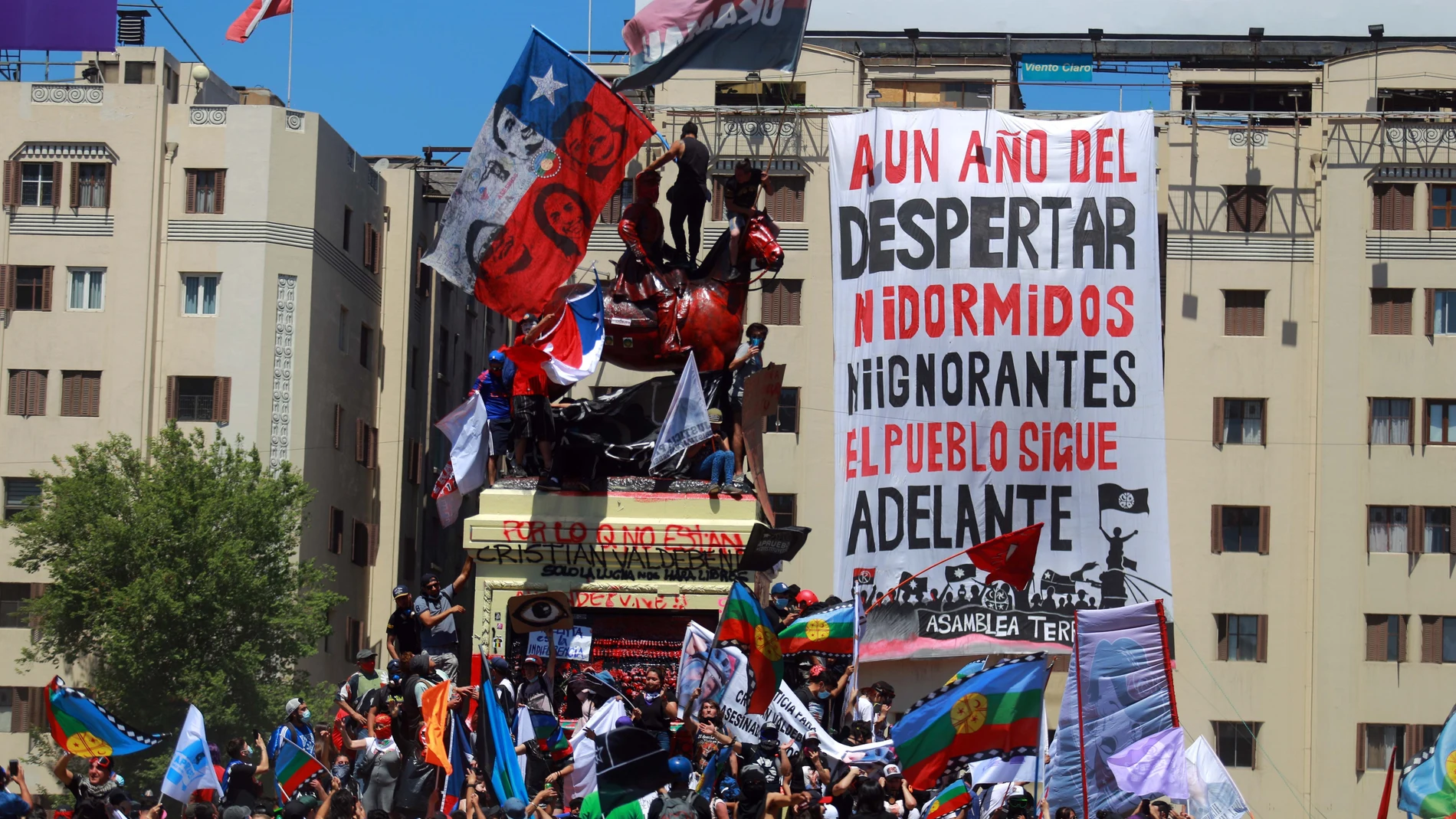 Manifestación para celebrar el primer aniversario de las protestas sociales en ChileJOSE FRANCISCO ZUÑIGA/AGENCIAUNO18/10/2020
