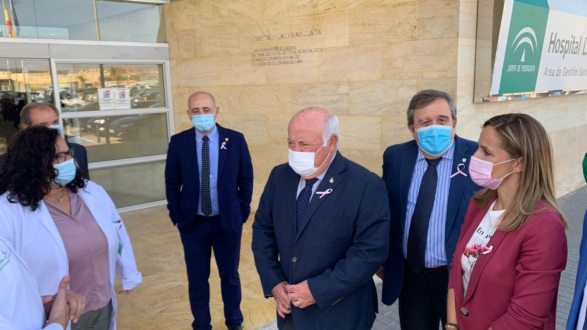 El consejero de Salud, Jesús Aguirre, visita el Hospital Comarcal de La Inmaculada, en Huércal-Overa (Almería)