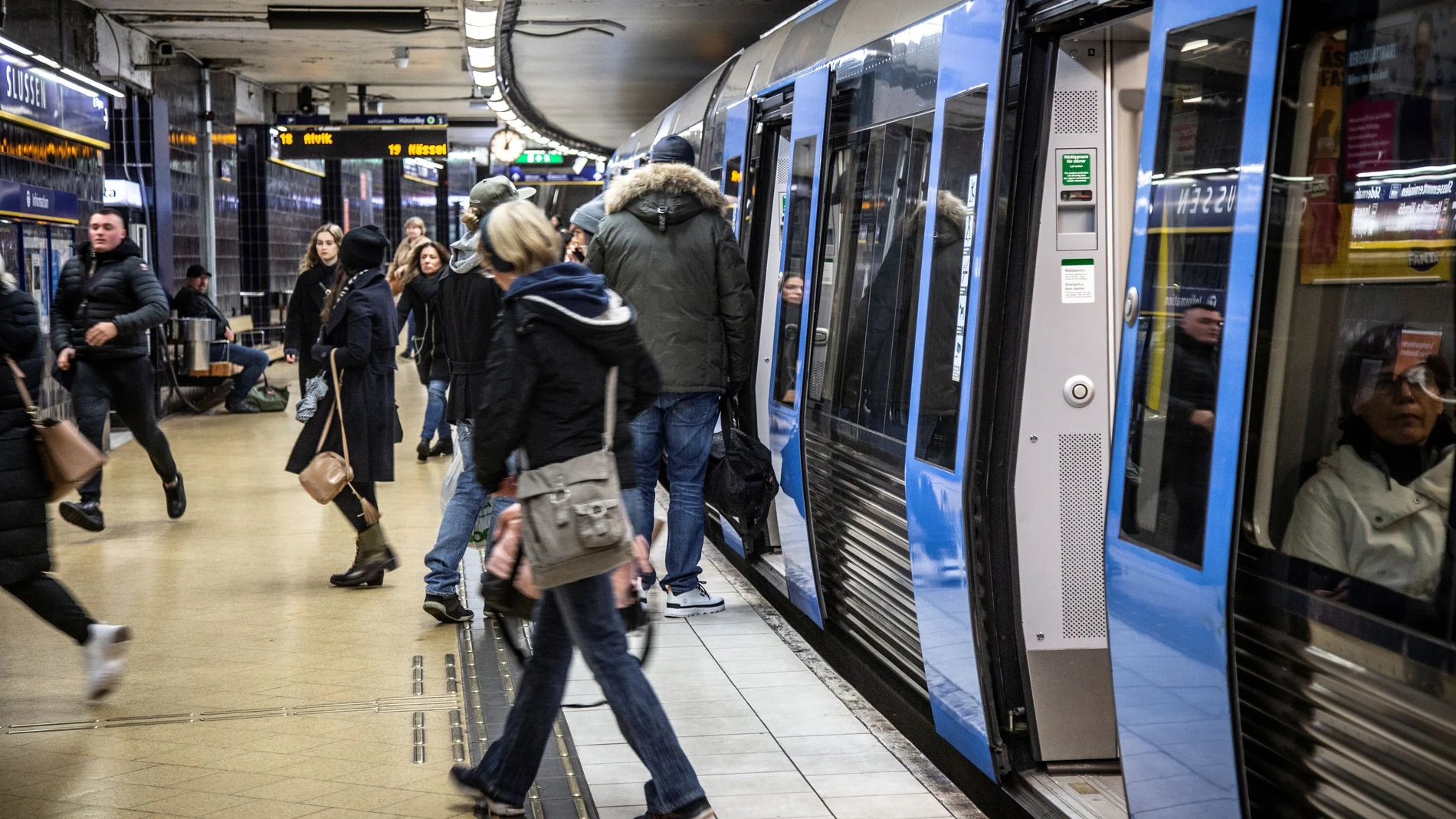 La mascarilla no es obligatoria en el transporte público sueco