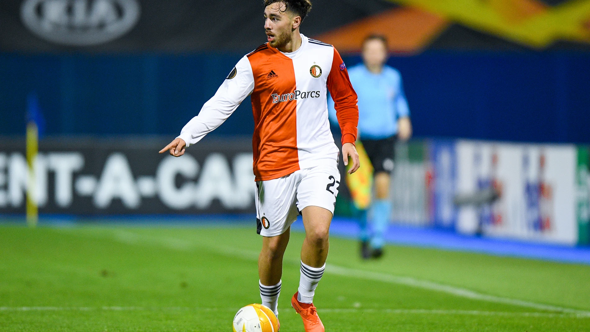 Orkun Kökcü con el Feyenoord.