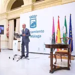 El alcalde de Málaga, Francisco de la Torre, en rueda de prensa
