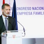El Rey Felipe, durante su intervención en la inauguración del 23 Congreso Nacional de la Empresa Familiar que se celebra en Casa América, en Madrid