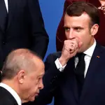 El turco Recep Tayyip Erdogan y francés Emmanuel Macron, durante la cumbre de la OTAN de diciembre pasado en Watardo (Reino Unido)
