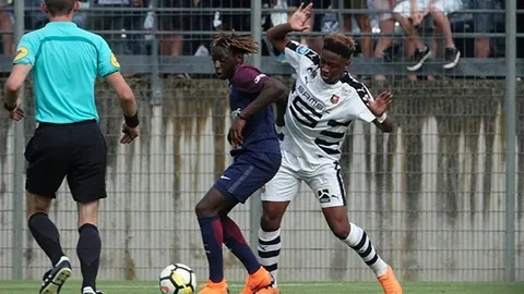 Brandon Soppy con el Rennes.