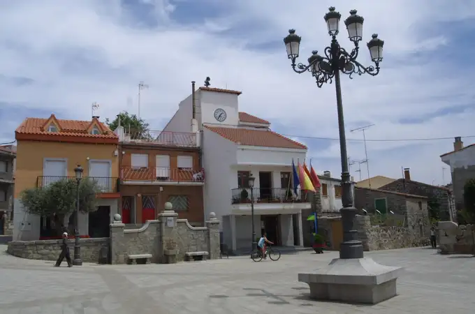 Fresnedillas de la Oliva, el pueblo preferido para este puente