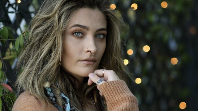 Paris Jackson, hija de Michael, publica "Wilted", un disco de folk y pop orquestal