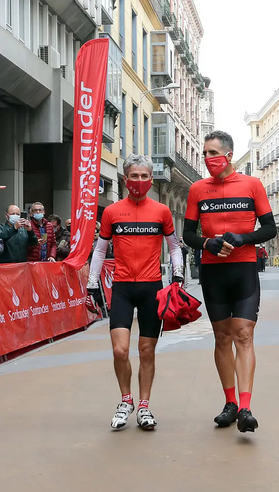Miguel Induráin y Martín Fiz participan en el Desafío que lleva su nombre por las calles de Valladolid