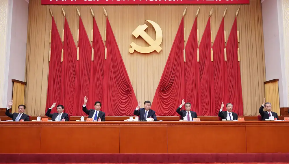 El presidente chino Xi Jinping con la plana mayor del Partido Comunista