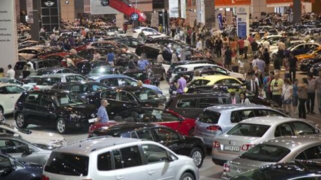 Los coches de segunda mano baratos empujan al mercado del automóvil
