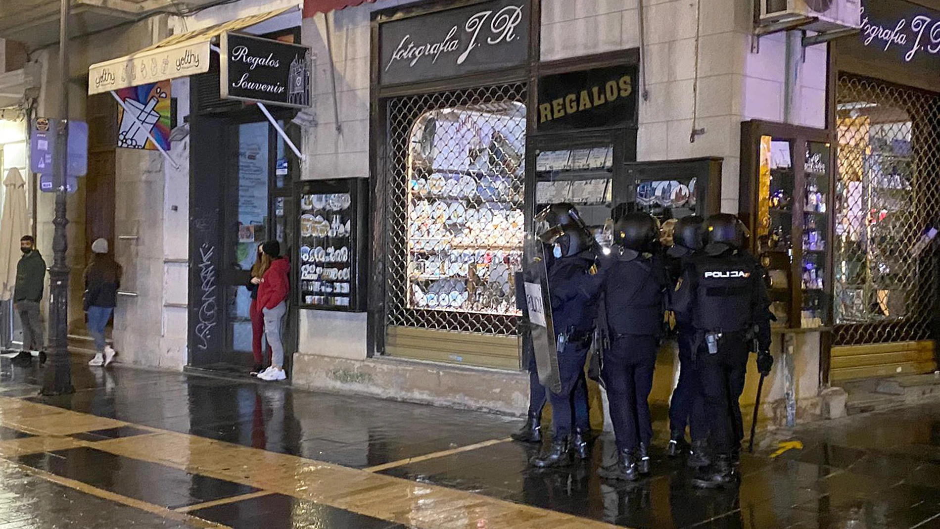 Altercados en la noche de ayer en León