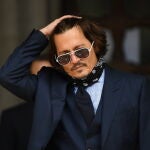 El actor Johnny Depp a su llegada al Tribunal de Justicia de Londres, 14 Julio 2020.