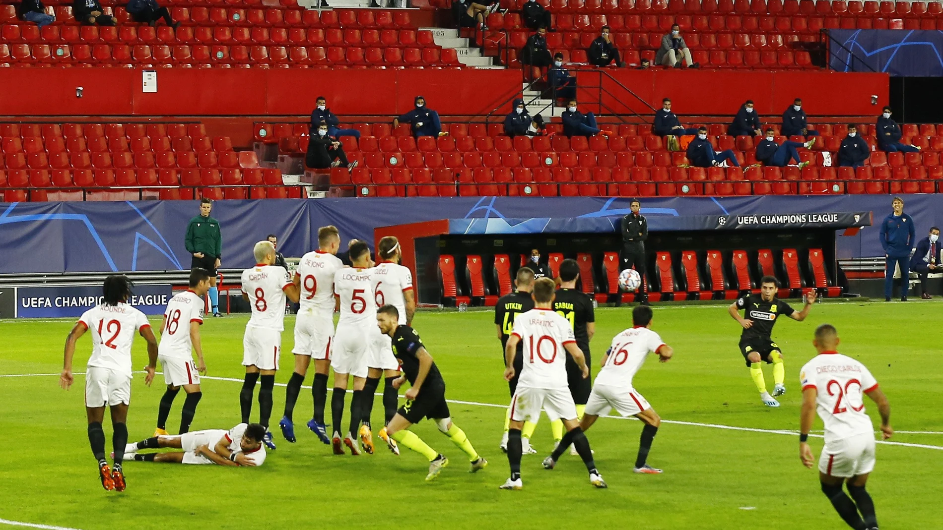 Suleymanov marca el primer gol del partido