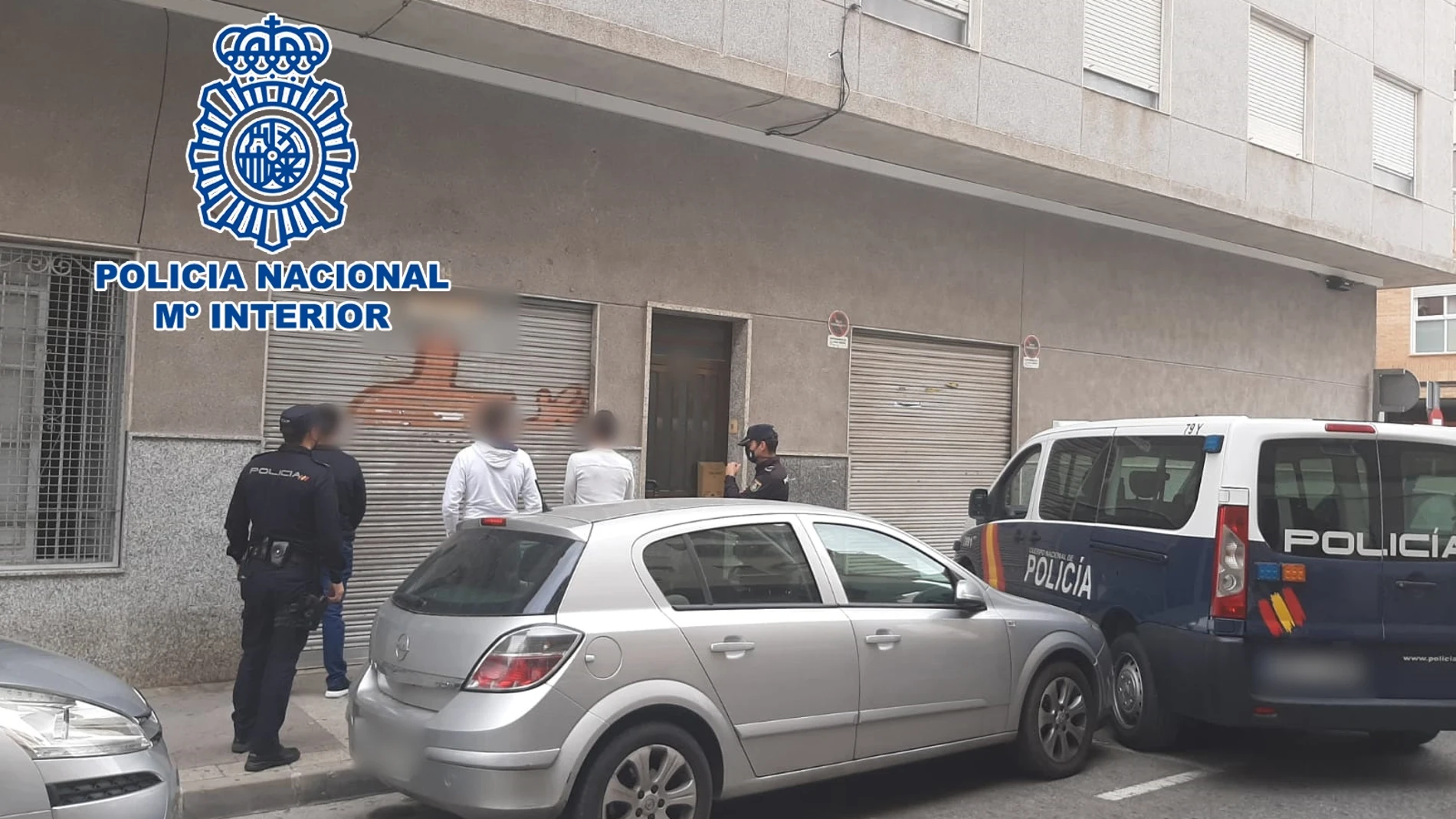 La mujer logró escapar de la casa y dar el aviso en una farmacia, donde llamaron a la Policía