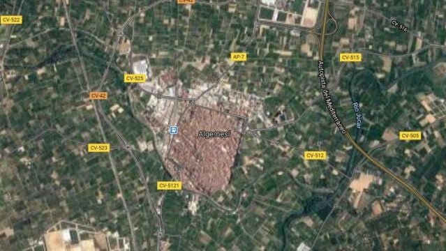 El hombre circulaba por una carretera comarcal de Algemesí