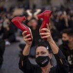 Una bailaora de flamenco, durante una protesta en Barcelona por la situación del sector
