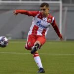 Andrija Radulovic con el Estrella Roja.