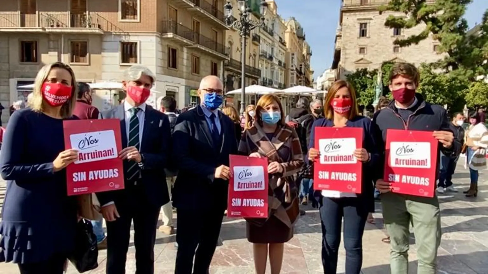 Catalá denuncia que el presupuesto no incluye ayudas específicas para la hostelería ni la suspensión de las tasas de mesas y sillas