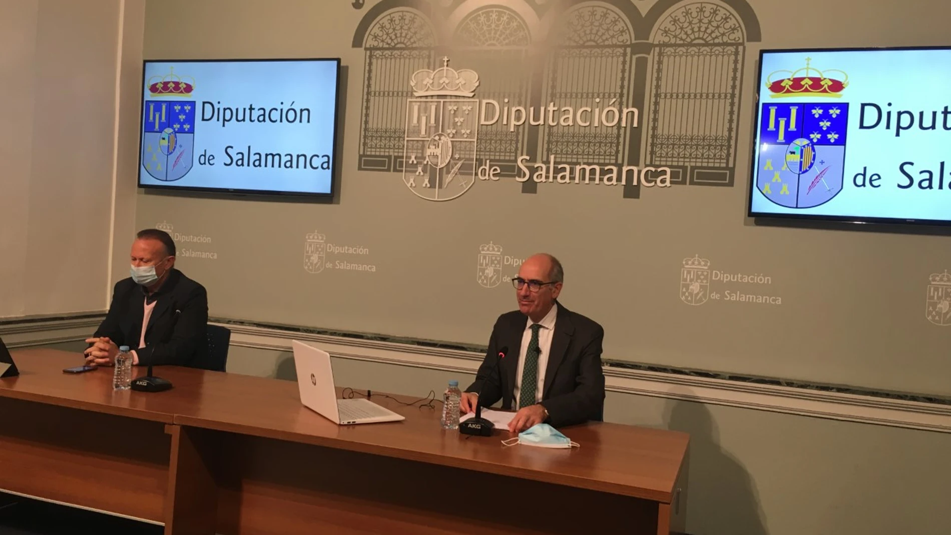 El presidente de la Diputación de Salamanca, Javier Iglesias, presenta el "ambicioso" e "histórico" Plan de Depuración de Aguas