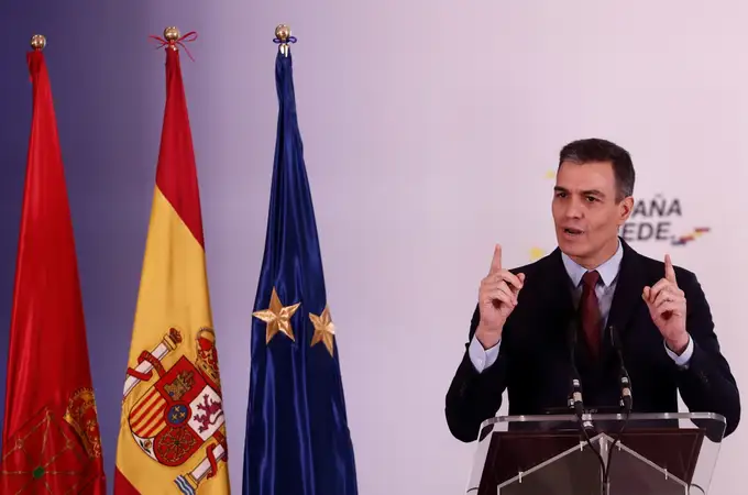 Sánchez anuncia 10.000 nuevas plazas MIR y de farmacia