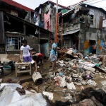Daños en Manila provocados por un tifón
