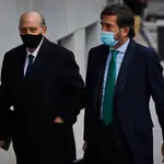 El exministro Jorge Fernández Díaz acude a la Audiencia junto a su abogado para someterse al careo con Francisco Martínez el pasado día 13