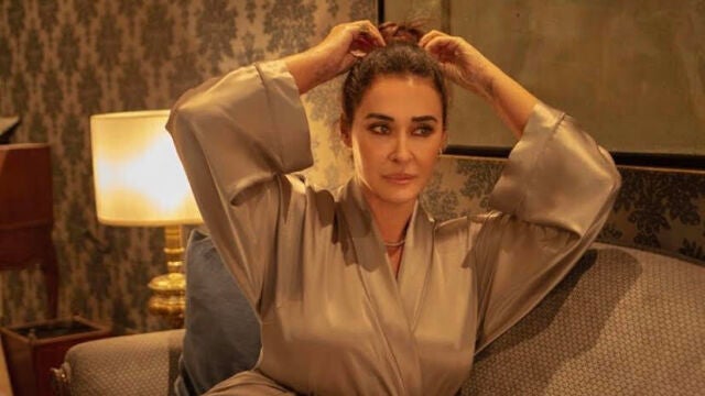 Vicky Martín Berrocal con kimono diseño por ella.