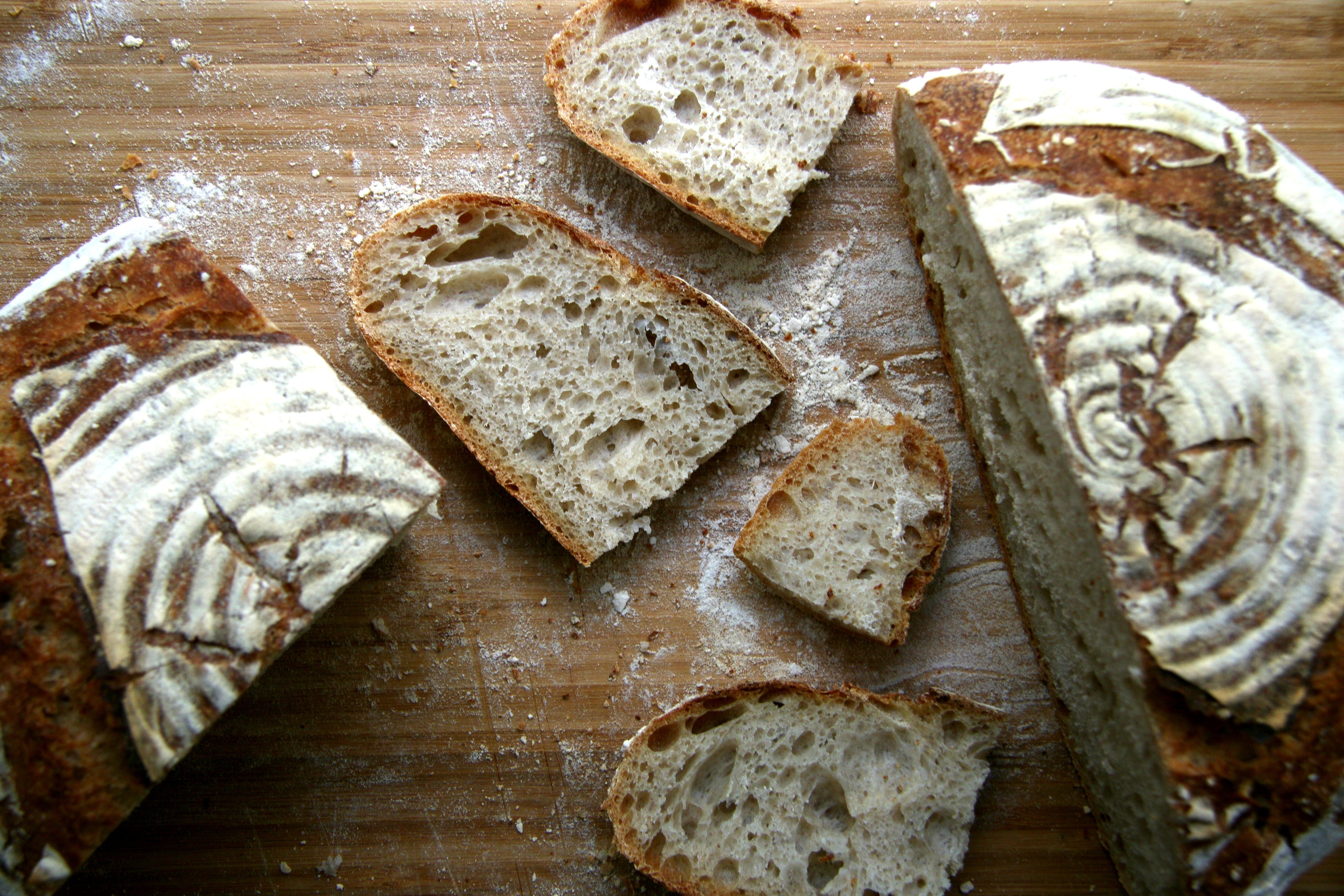 Cómo hacer un pan casero y las 10 mejores panificadoras