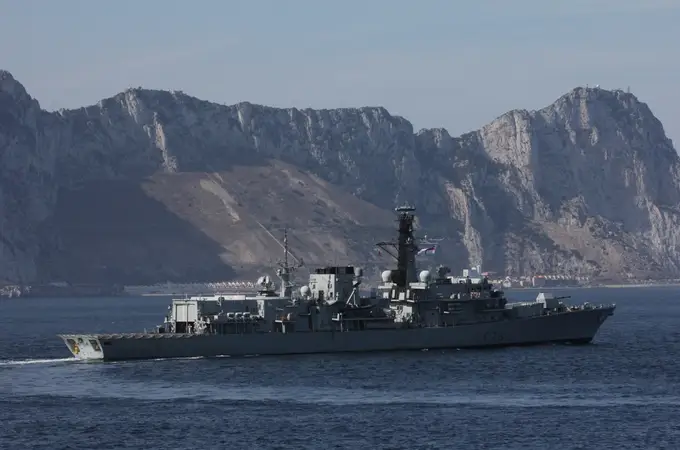 La Armada británica intensifica su presencia en Gibraltar