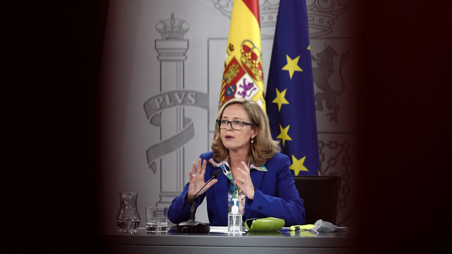 La vicepresidenta y ministra de Asuntos Económicos y Digitalización, Nadia Calviño, comparece en rueda de prensa posterior al Consejo de ministros en Moncloa.