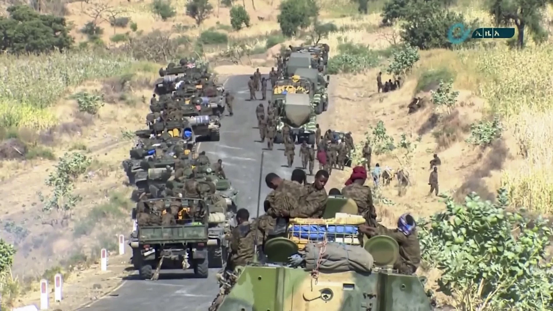 Militares etíopes cerca de Tigray
