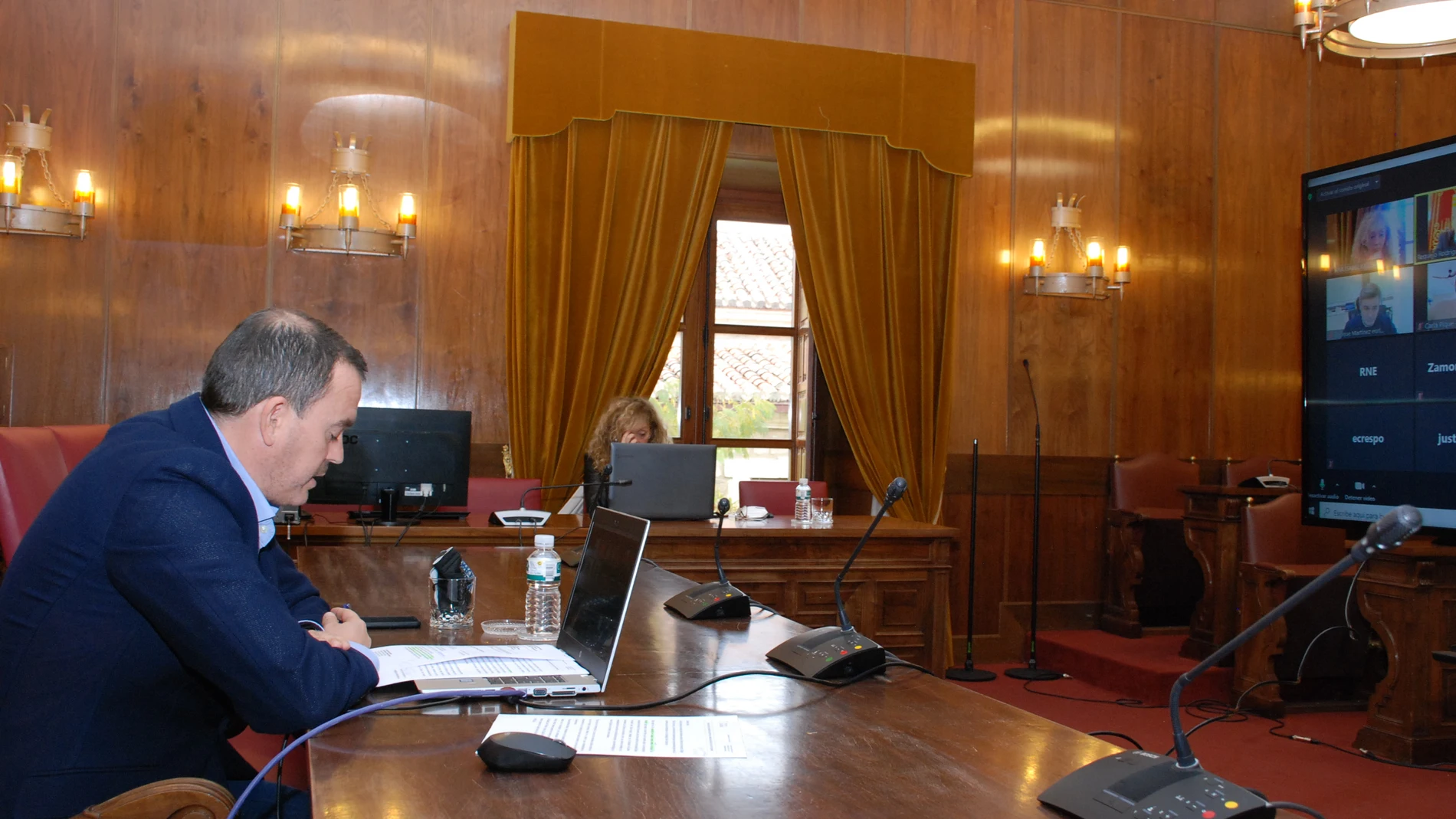 El presidente de la Diputación de Zamora, Francisco José Requejo, durante el pleno telemático