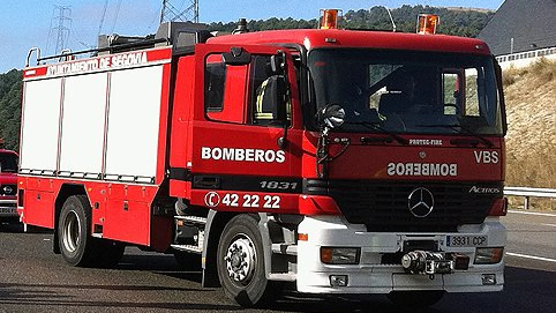 Camión de bomberos de Segovia, que tuvieron que excarcelar a las dos víctimas