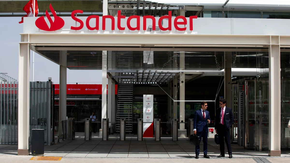 Banco Santander vende una cartera de créditos en infraestructuras a BlackRock por 600 millones