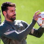 Diego Costa, durante uno de sus últimos entrenamientos con el Atlético de Madrid