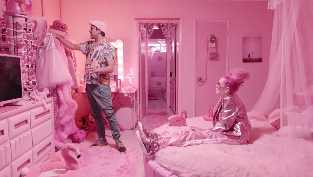Pink Lady, una polifacética cantante, tiene toda su casa decorada de color rosa