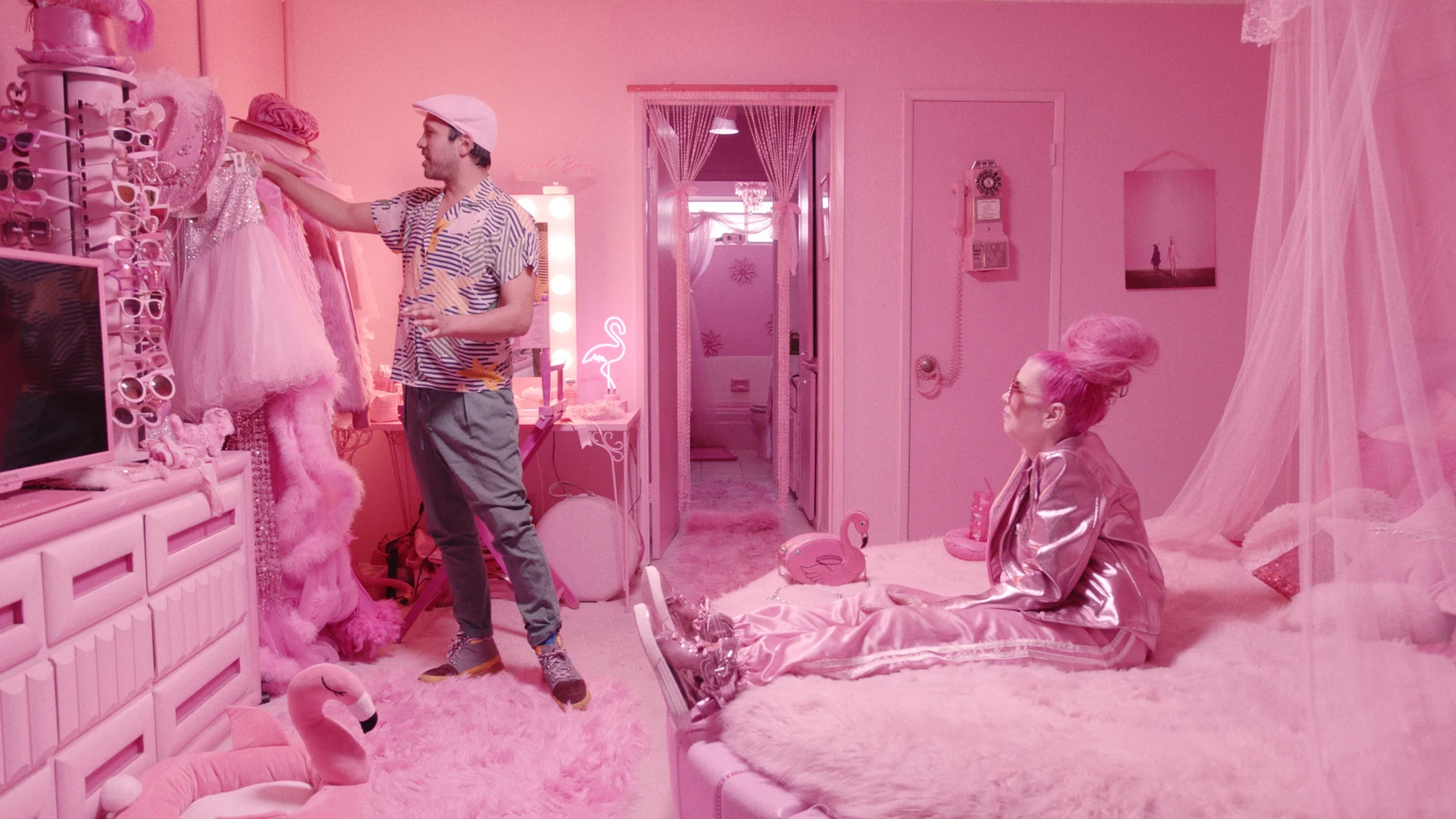 Pink Lady, una polifacética cantante, tiene toda su casa decorada de color rosa